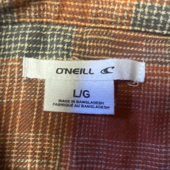 O’Neill Large Shirt - Picture 2 of 3